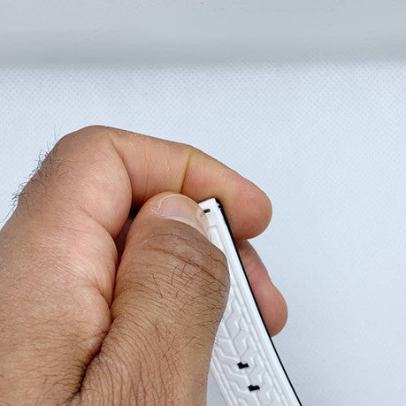 Compressing the Quick Release Watch Strap Mechanism