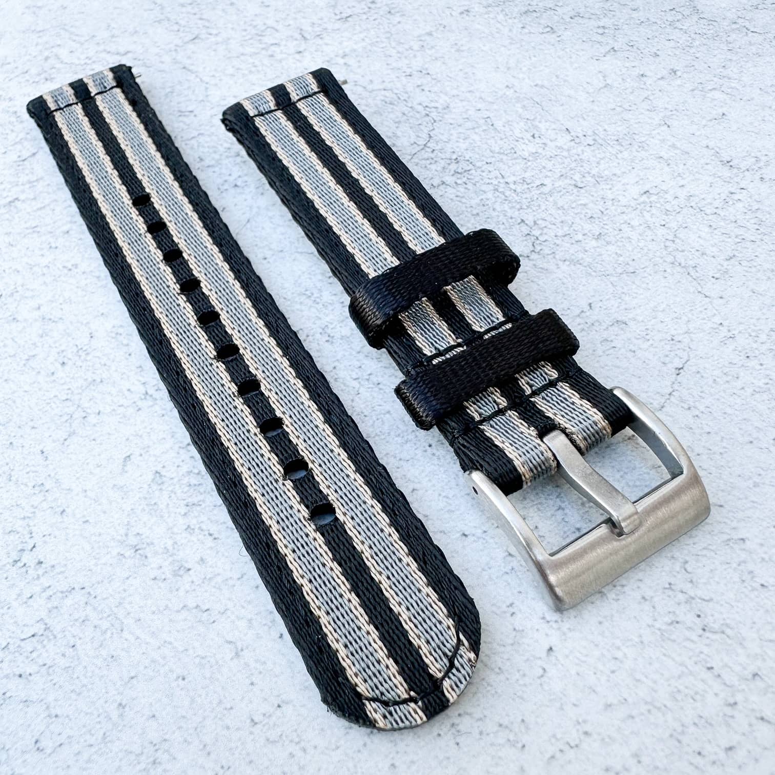 Military Style Two Piece Quick Release Watch Strap Black Beige Grey Bond No Time To Die 2