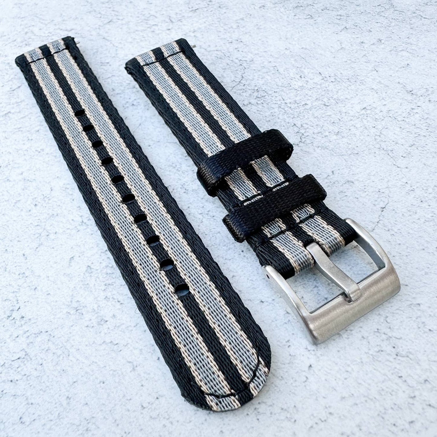 Military Style Two Piece Quick Release Watch Strap Black Beige Grey Bond No Time To Die 2